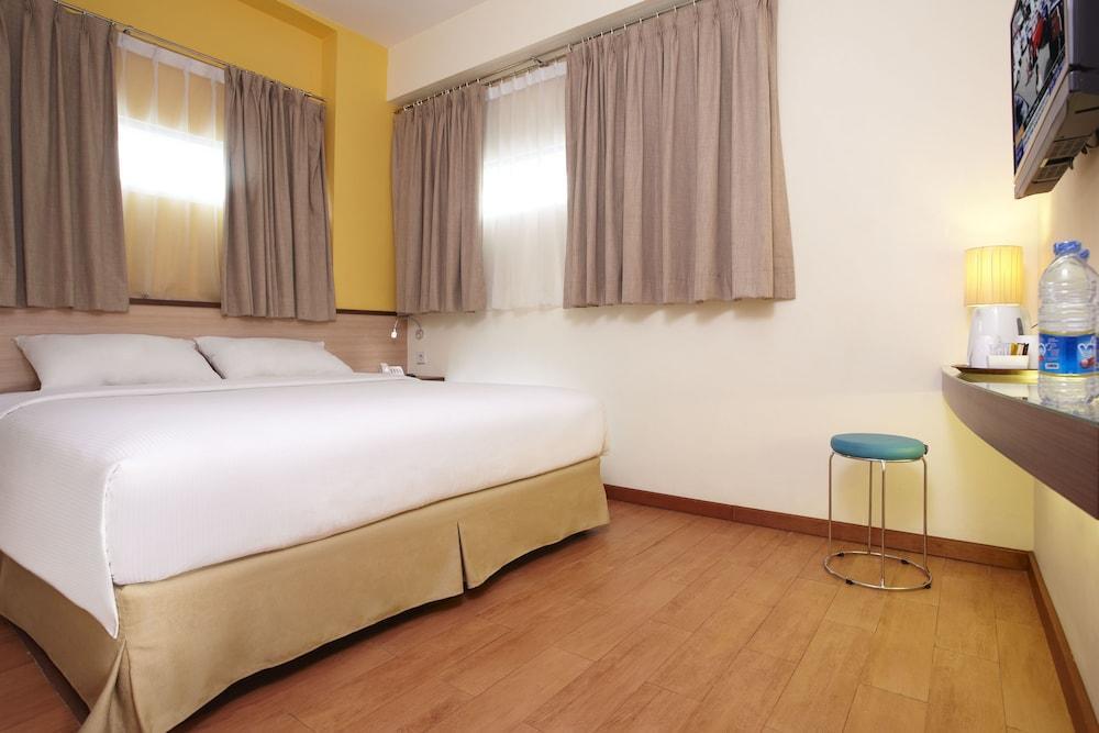 Nite & Day Jakarta - Mangga Besar Exterior photo