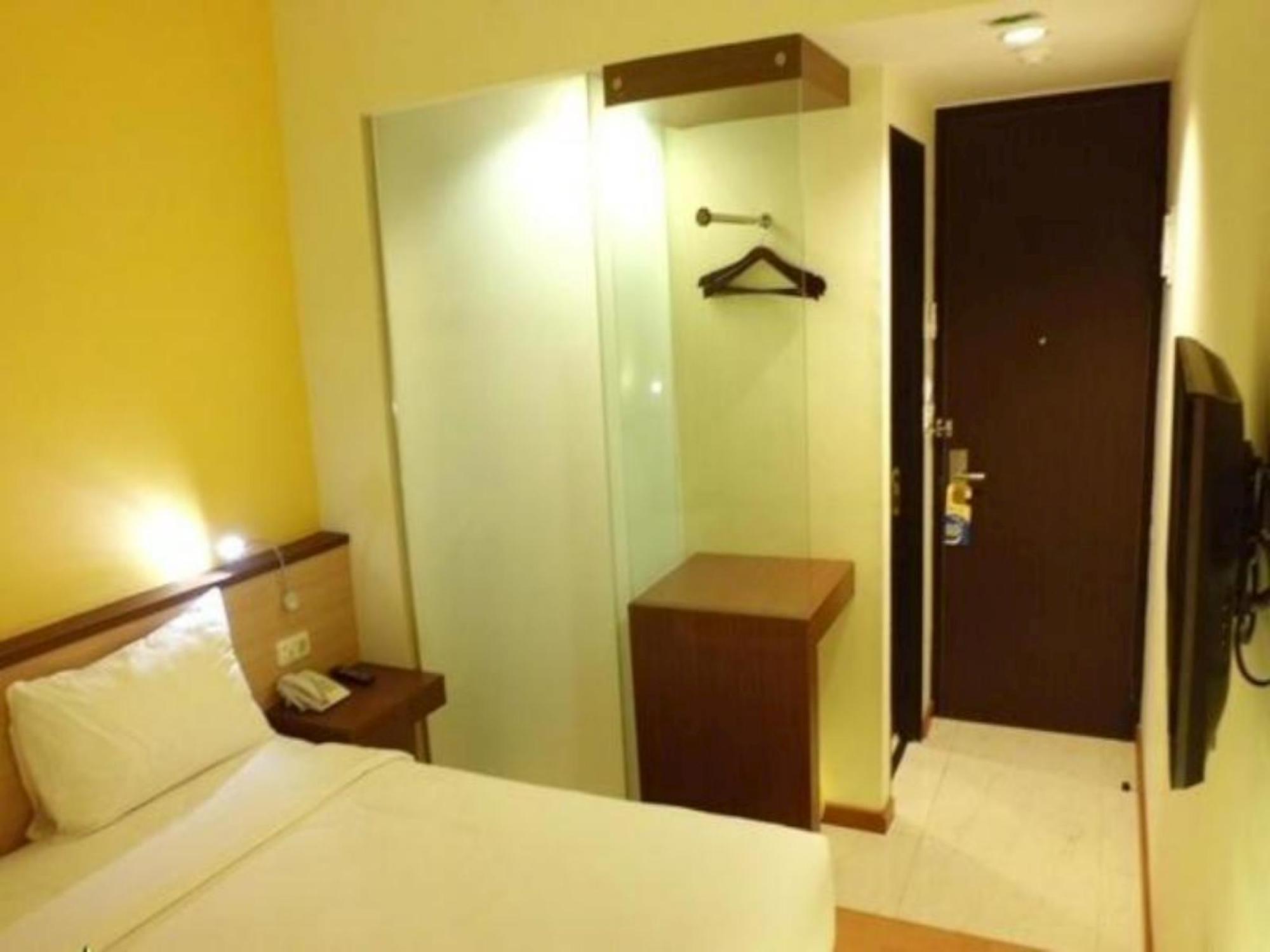 Nite & Day Jakarta - Mangga Besar Exterior photo