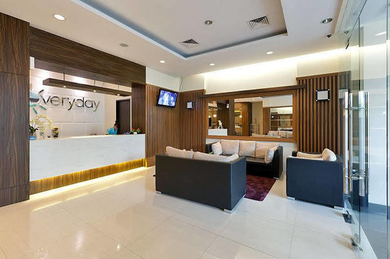 Nite & Day Jakarta - Mangga Besar Exterior photo